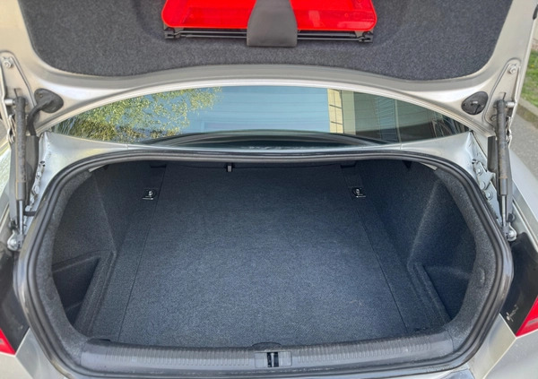 Audi A4 cena 24500 przebieg: 244000, rok produkcji 2006 z Września małe 497